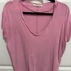 We The Free Soft Pink Short Sleeve V-Neck Top